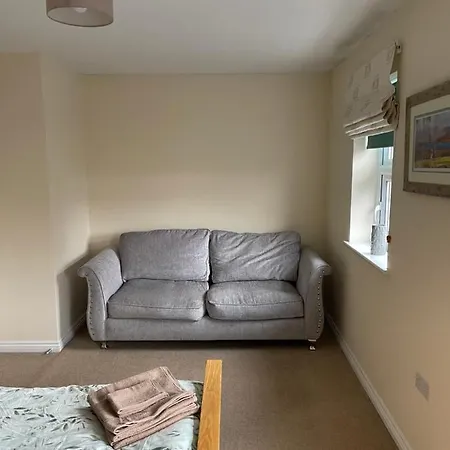 Spacious, Quiet, Sleeps 12, 3 Bathrooms, Parking, Kia 1 Kirkby in Ashfield Exterior photo